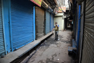 delhi-traders-observe-bandh-to-protest-against-pahalgam-attack