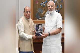 PM Modi with Dr.K. Kasthurirangan