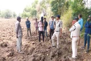 Burhanpur burnt body in field