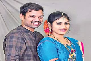 Varakala Nagendra Bharadwaj and his wife Madhulota