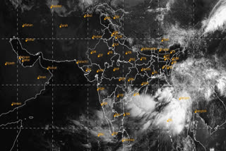 Severe Cyclonic Storm Remal Inching Close to Sunderbans