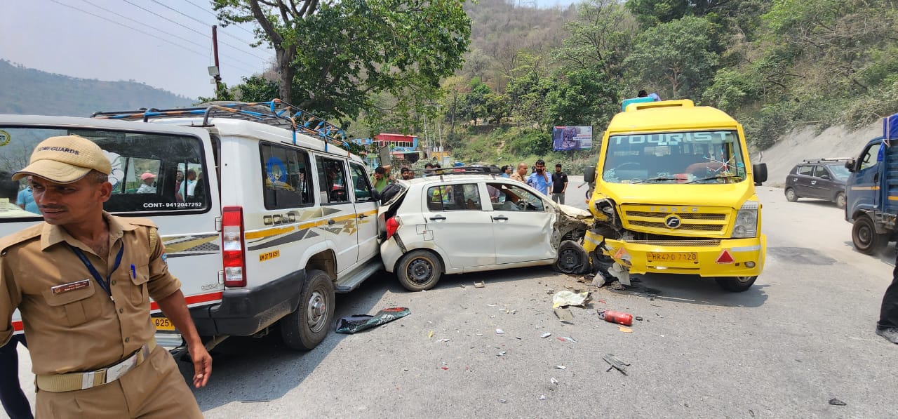 road accident in Srinagar