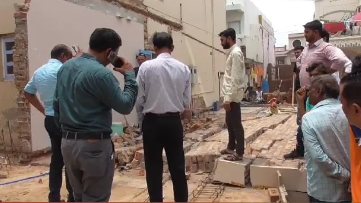 patan-one-died-when-a-wall-fell-during-construction-work