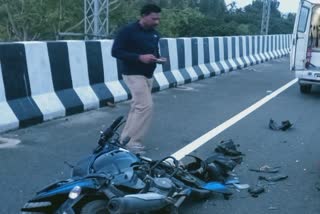 road accident on Bengaluru Mysuru expressway