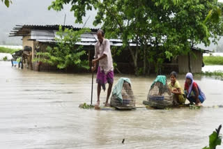 Flood in Guwahati destroyed thousands of acres of crops, prices of vegetables skyrocketed