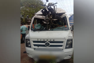Tamil Nadu: Man dies in freak accident, minor son injured
