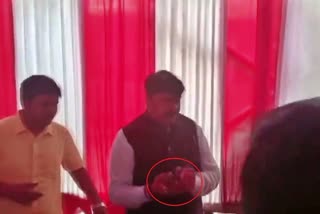 crime-bihar-man-arrested-for-firing-at-former-deputy-cm-tarkishore-prasads-event-in-madhepura