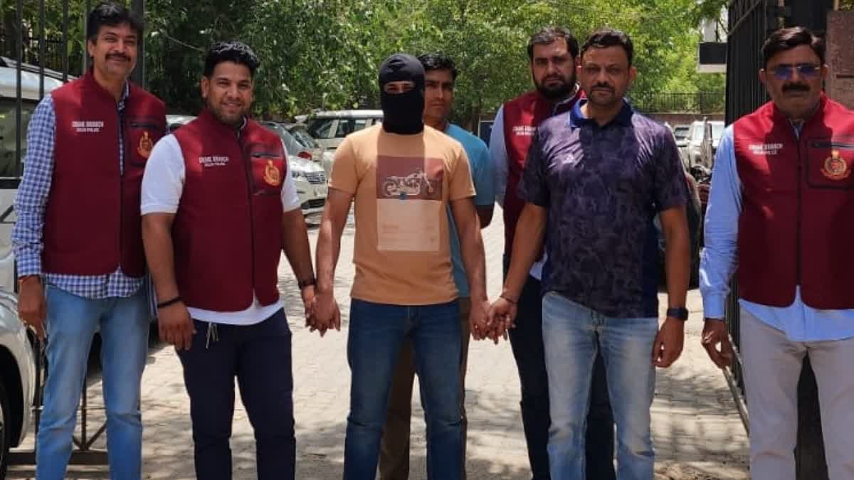 फायरिंग का आरोपी वांटेड क्र‍िम‍िनल पुरानी दिल्ली रेलवे स्टेशन से गिरफ्तार