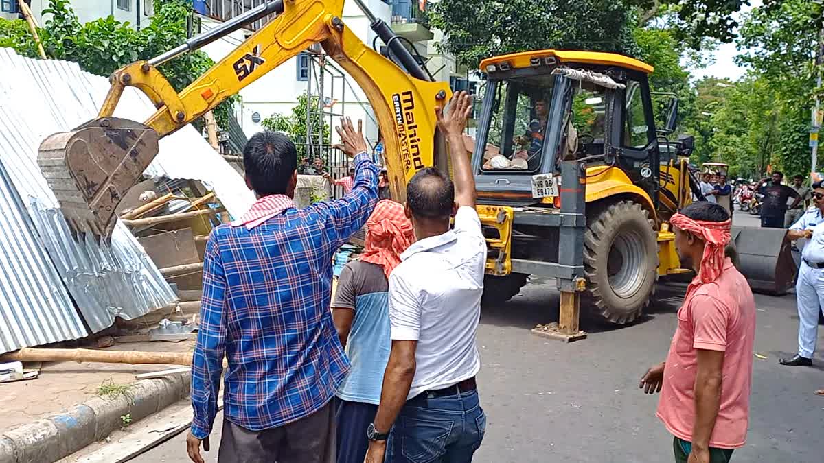 Footpath Eviction in Kolkata