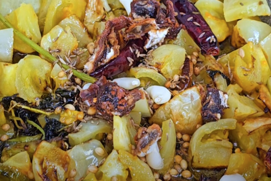 Green Tomato Pachadi