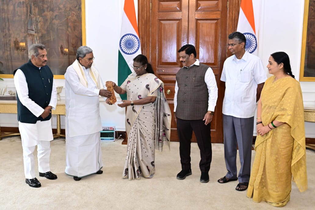 PRESIDENTCMMEET