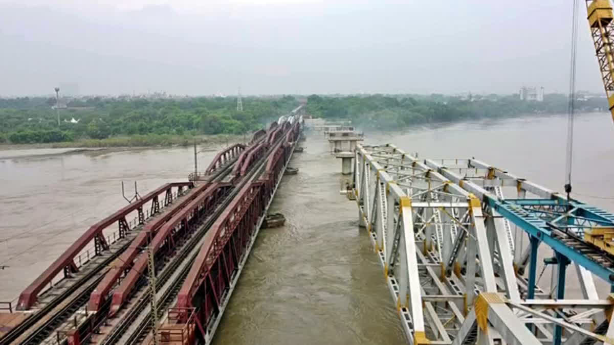 Yamuna water level likely to drop below danger mark