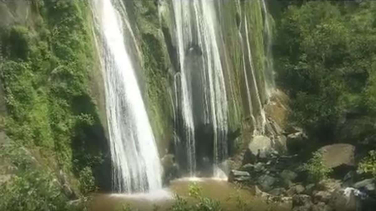 rajasthan dudhsagar waterfall