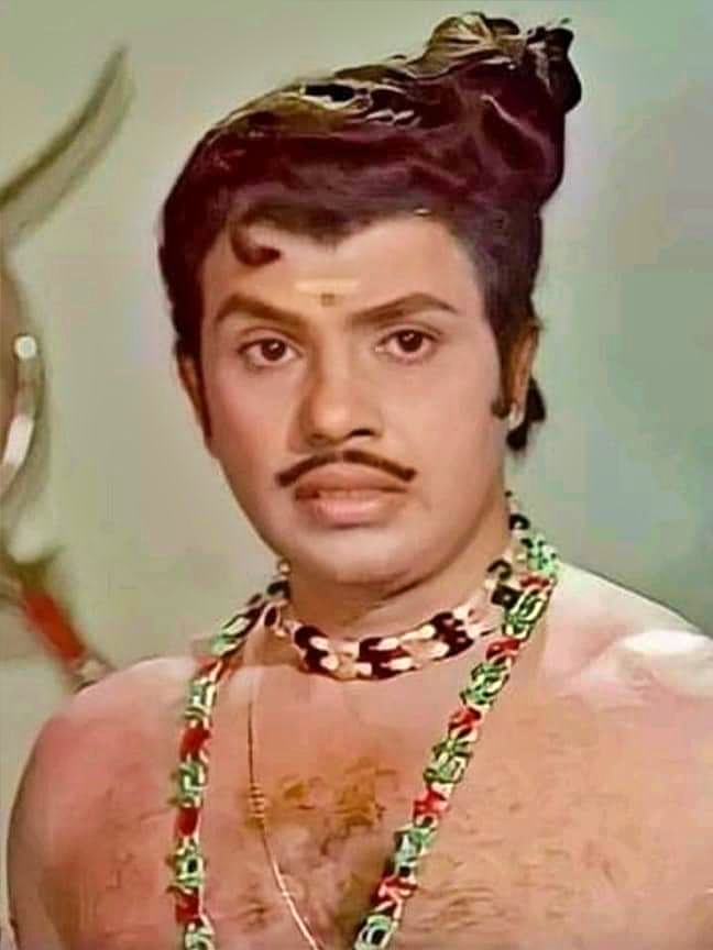 Actor Jayan birthday  Actor Jayan birthday special  Jayan birthday  jayan  malayalam actor jayan  kolilakkam  jayan actor  kolilakkam jayan  jayan death  angadi  ജയൻ  സിനിമ നടൻ ജയൻ  മലയാള സിനിമ നടൻ ജയൻ  ജയൻ ജന്മദിനം  ജയൻ പിറന്നാൾ  ജയൻ മരണം  ജയൻ മരിച്ചത് എങ്ങനെ  ജയൻ സിനിമകൾ  ജയൻ യഥാർഥ പേര്  ജൂലൈ 25  july 25  കോളിളക്കം  ശാപമോക്ഷം  ശരപഞ്ജരം