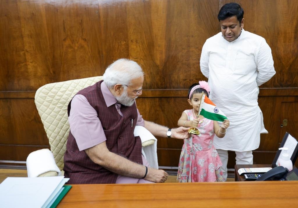 PM Modi Meets Sukanta Majumdar's Family