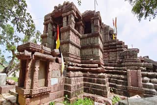 ancient Shiva temple in MP Bundelkhand