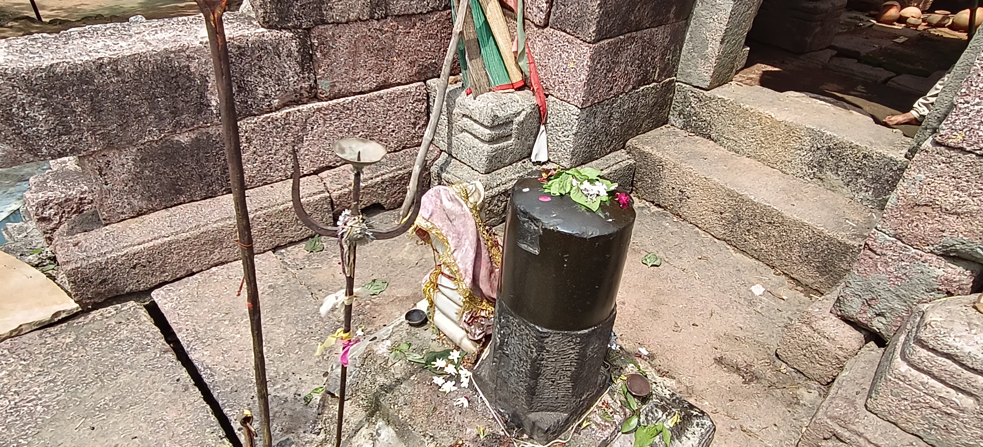 ancient Shiva temple in MP Bundelkhand