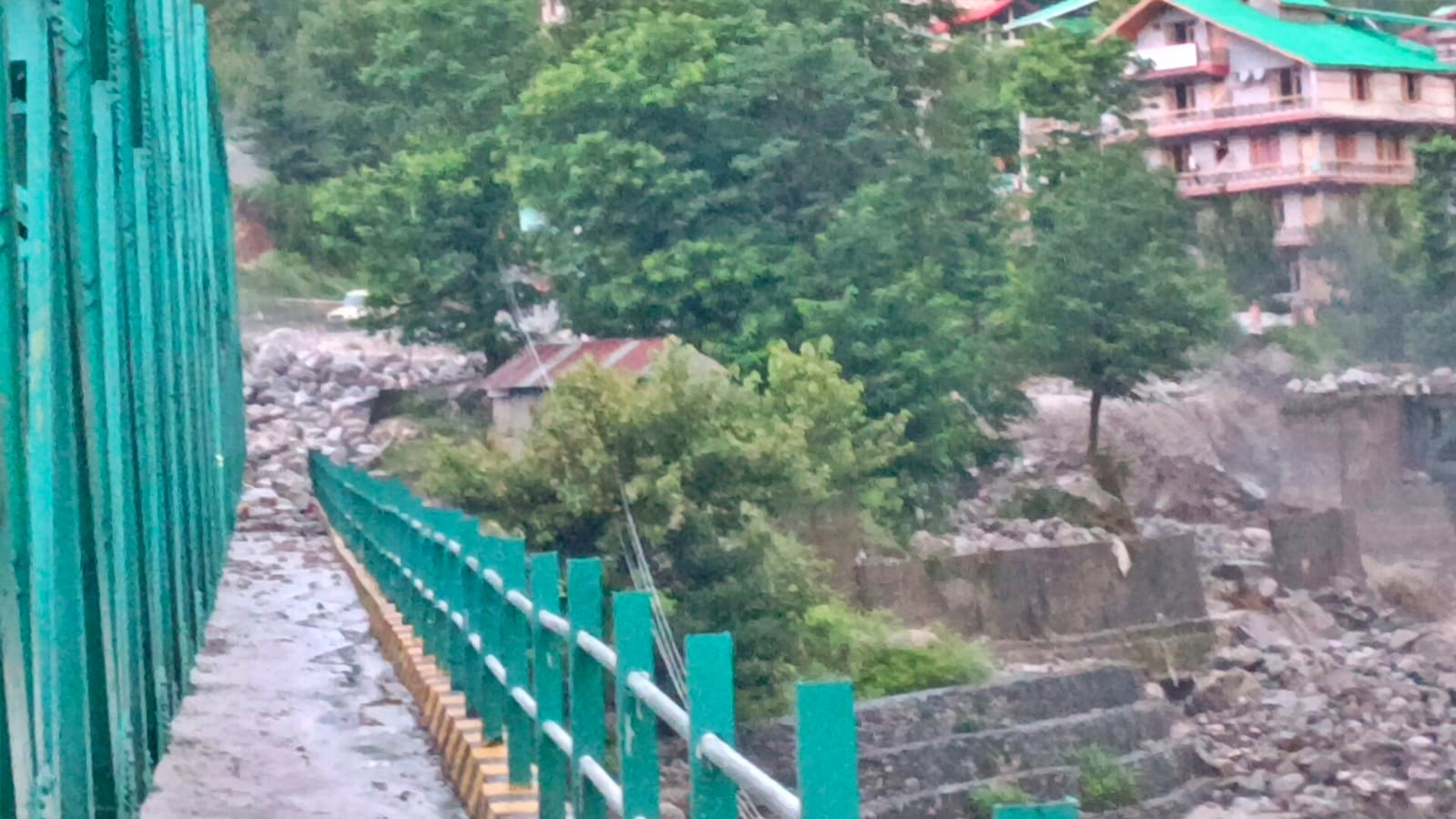 Cloudburst in Solang Nala