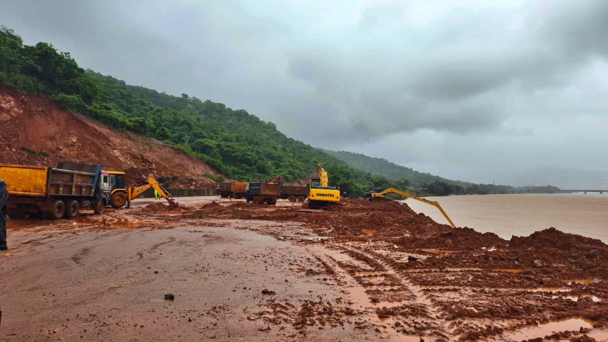 SHIRUR LANDSLIDE UPDATES  Search Operations In Shirur  ഷിരൂർ മണ്ണിടിച്ചിൽ  ഷിരൂർ അർജുൻ രക്ഷാദൗത്യം