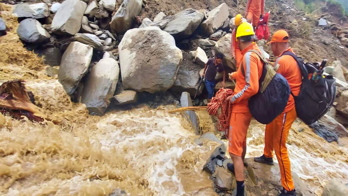 NDRF Rescue in Khonalala Mandi