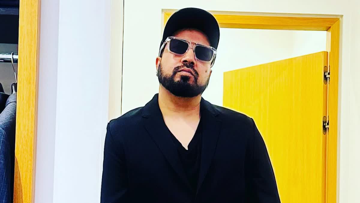 Singer Mika Singh