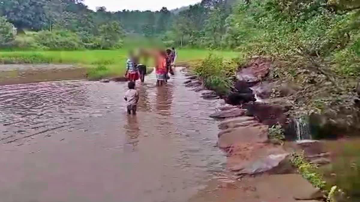 woman died due to lack of bridge