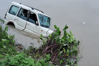 Bihar: Five killed as Scorpio falls into 15-feet-deep canal