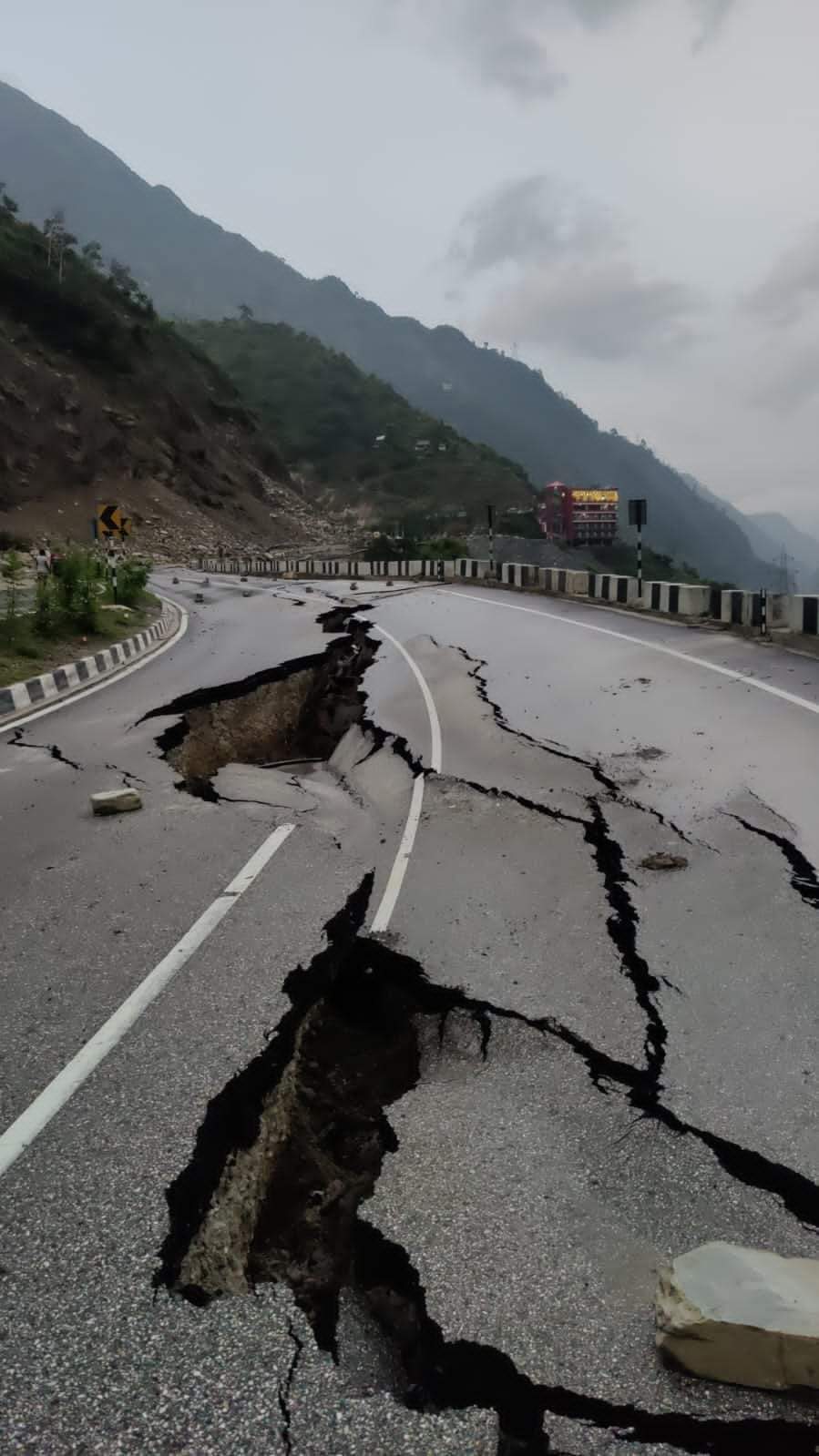 Roads Damaged In Kullu