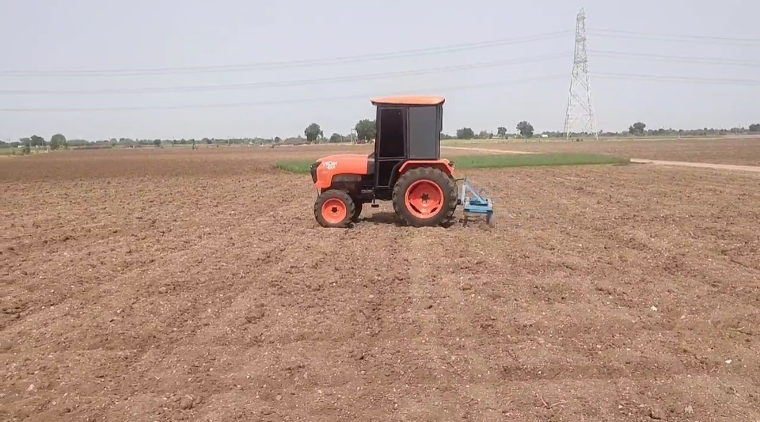 Driverless Electric Tractor