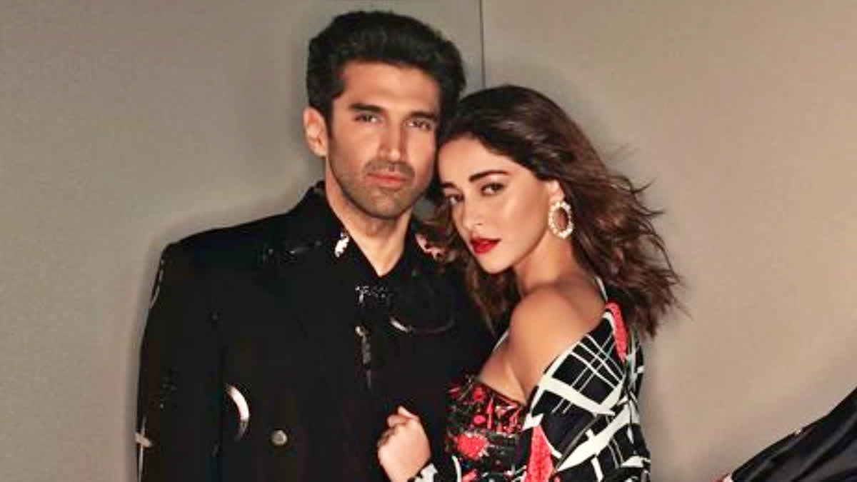 Rumours have been rife for a while now that Bollywood actors Aditya Roy Kapur and Ananya Panday are dating each other. Speculations about their dating initially surfaced when the rumoured lovebirds were spotted together in 2022 at Kriti Sanon's Diwali celebrations. What added fuel to the fire was when they were vacationing together in Spain this year in July. And now, the duo has been spotted at film producer Aman Gill's wedding bash.