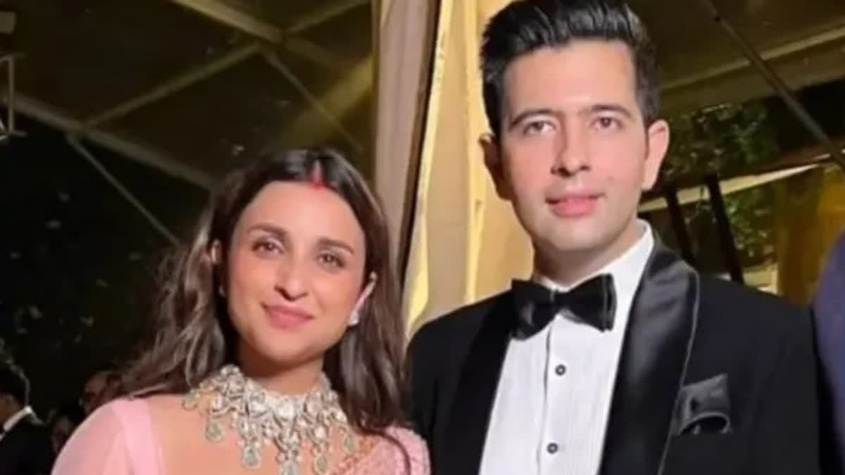 Parineeti Chopra Raghav Chadha Reception Look  Parineeti Chopra new look  Reception Parineeti Chopra Raghav Chadha  Parineeti Chopra Raghav Chadha wedding  പരിനീതി ചോപ്ര രാഘവ് ഛദ്ദ  പരിനീതി ചോപ്ര രാഘവ് ഛദ്ദ റിസപ്‌ഷൻ  റിസപ്‌ഷൻ ലുക്ക്  ലീല പാലസ് പരിനീതി വിവാഹം  ഹിന്ദി നടി പരിനീതി വിവാഹം ചിത്രങ്ങൾ  Parineeti Raghav Chadha wedding photos