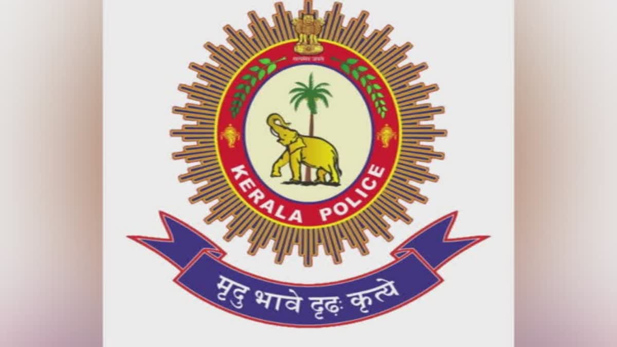 Restrict The Drugs Usage Of Kerala Police  Police Circular To Restrict The Drugs Usage  Police Circular Restrict Drugs Usage Kerala Police  Kerala Police New Circular  action against superiors if not prevented  പൊലീസ് ഉദ്യോഗസ്ഥർ മദ്യപാനം തടയാൻ സർക്കുലർ  തടഞ്ഞില്ലെങ്കിൽ മേലധികാർക്കെതിരെ നടപടി  പൊലീസ് ഉദ്യോഗസ്ഥർക്ക് മേധാവികളുടെ കൗണ്‍സിലിംഗ്  ലഹരി ഉപയോഗത്തിന് ശേഷം ഡ്യൂട്ടി ചെയ്യുന്ന പൊലീസ്  പൊലീസ് മദ്യപിച്ച് ഡ്യൂട്ടിക്ക് എത്തുന്നത് തടയുന്നു