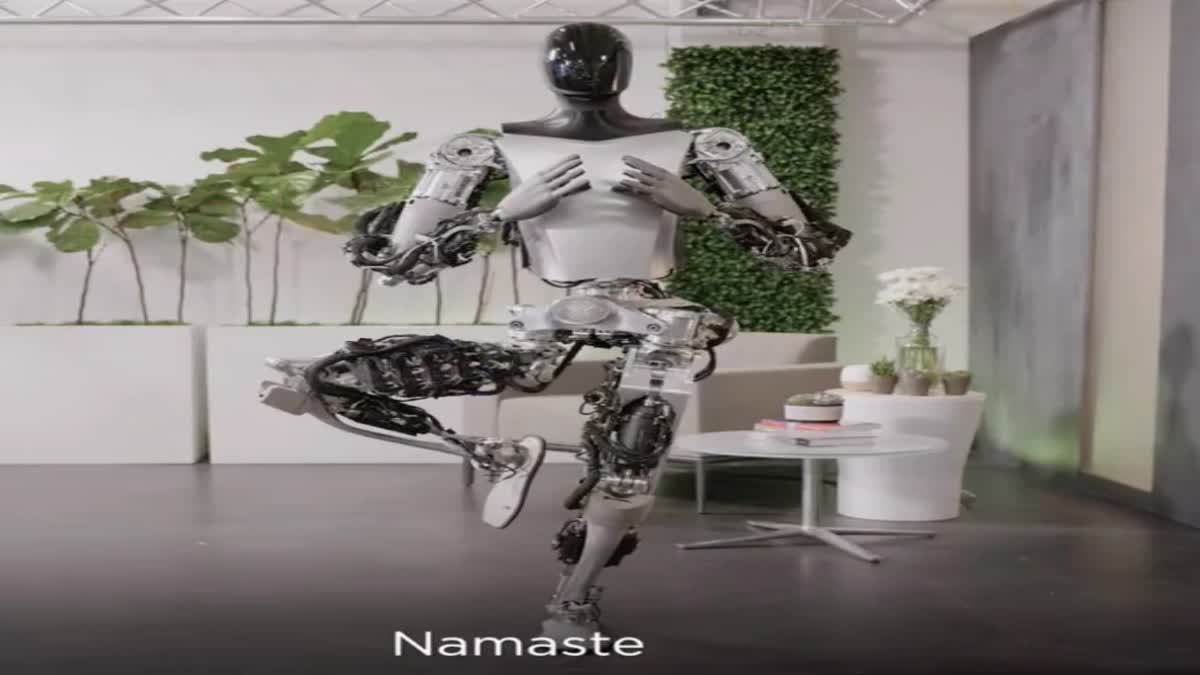 elon musk  musk new tweet  Optimus robot  what is Optimus robot  elon musk namaste  elon musk namaste tweet  Indian netizens invite Musk to India  Musk Indian Namaste response  Musk Namaste Humanoid Tesla Robot Progress  Humanoid Robot Optimus  ടെസ്‌ലയുടെ പുതിയ റോബോര്‍ട്ടിന്‍റെ ദൃശ്യം  ഒപ്‌റ്റിമസ് റോബോര്‍ട്ട് ദൃശ്യങ്ങള്‍ പുറത്ത്  മസ്‌ക്കിനെ ഇന്ത്യയിലേക്ക് ക്ഷണിച്ച് നെറ്റിസണ്‍സ്  നെറ്റിസണ്‍സ്  ഇലോണ്‍ മസ്‌ക്