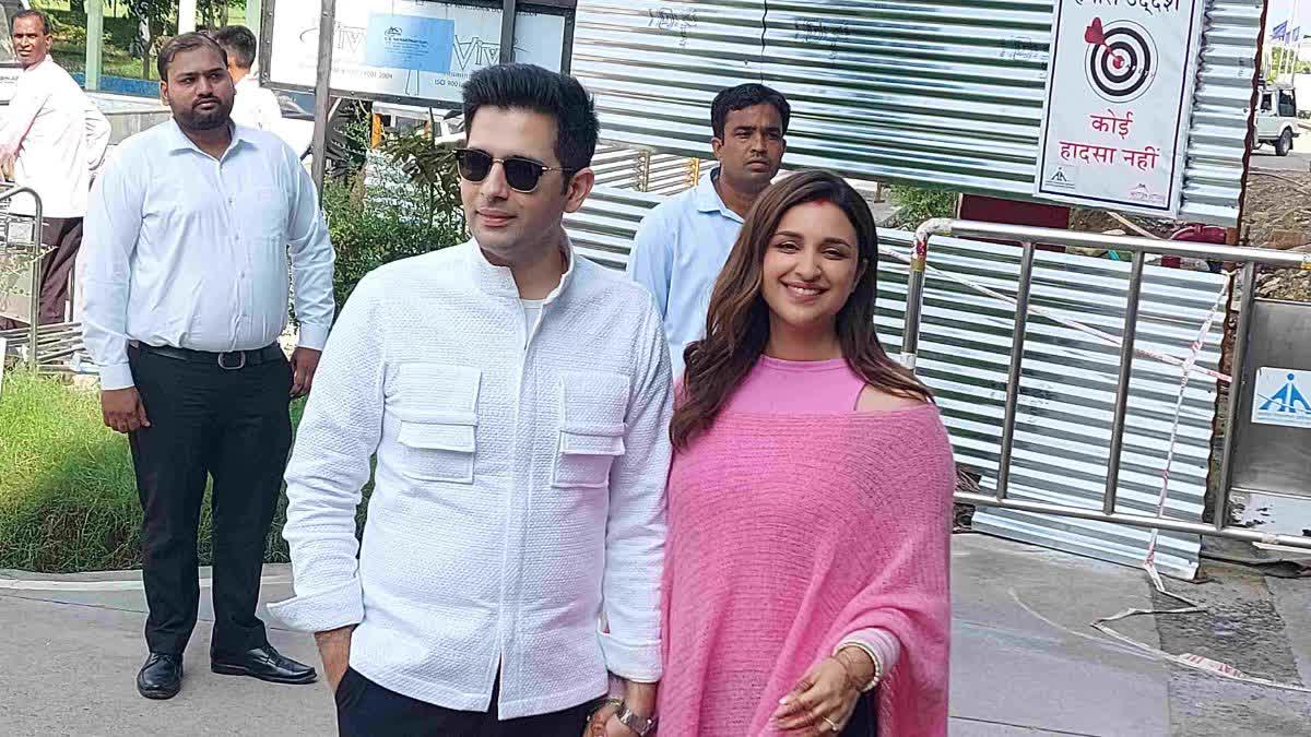 Raghav Chaddha and Parineeti Chopra left Udaipur