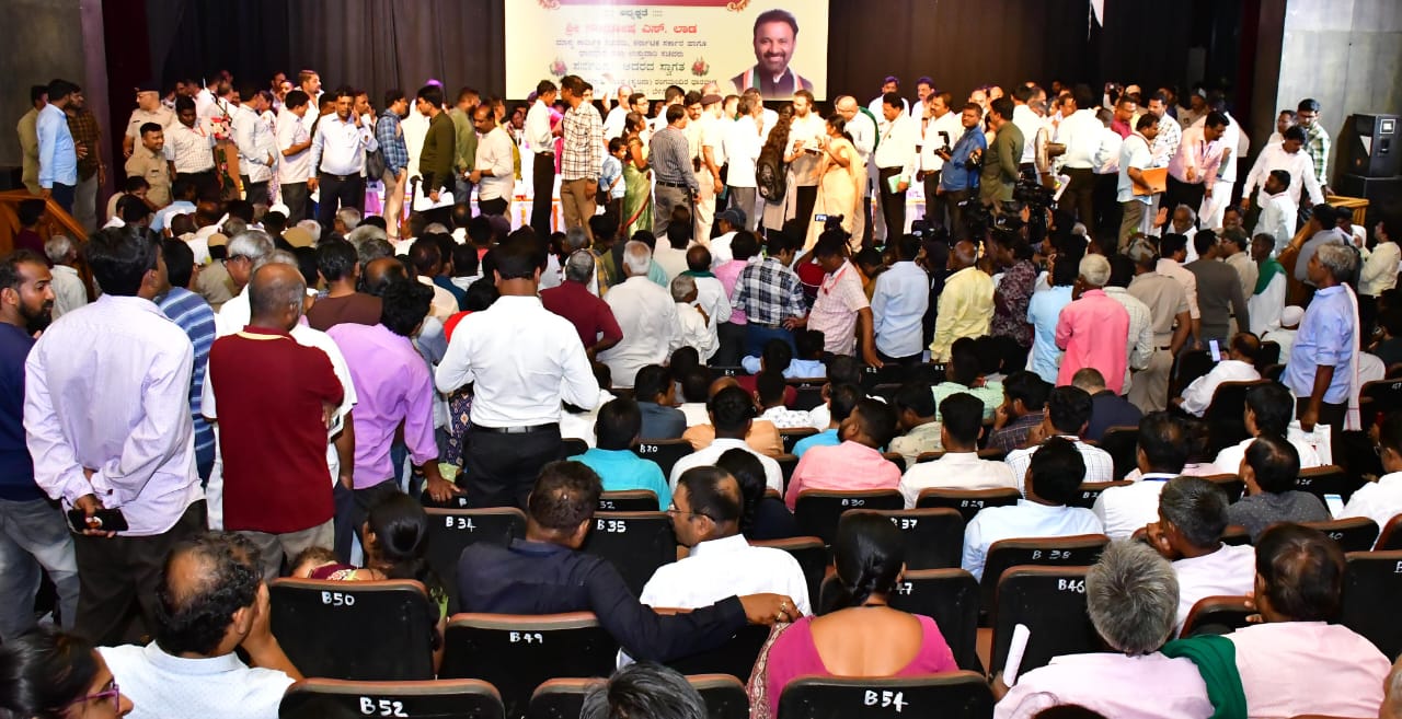 janatha-darshan-program-at-dharwad