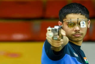 Indian shooter Vijayveer Sidhu finished at four in the 25m rapid-fire pistol men's final shooting event at the Asian Games in Hangzhou on Monday.