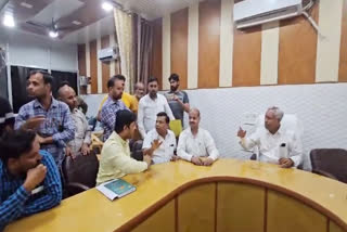 Amrish Garg And Ratendra Tiwari Debate Video