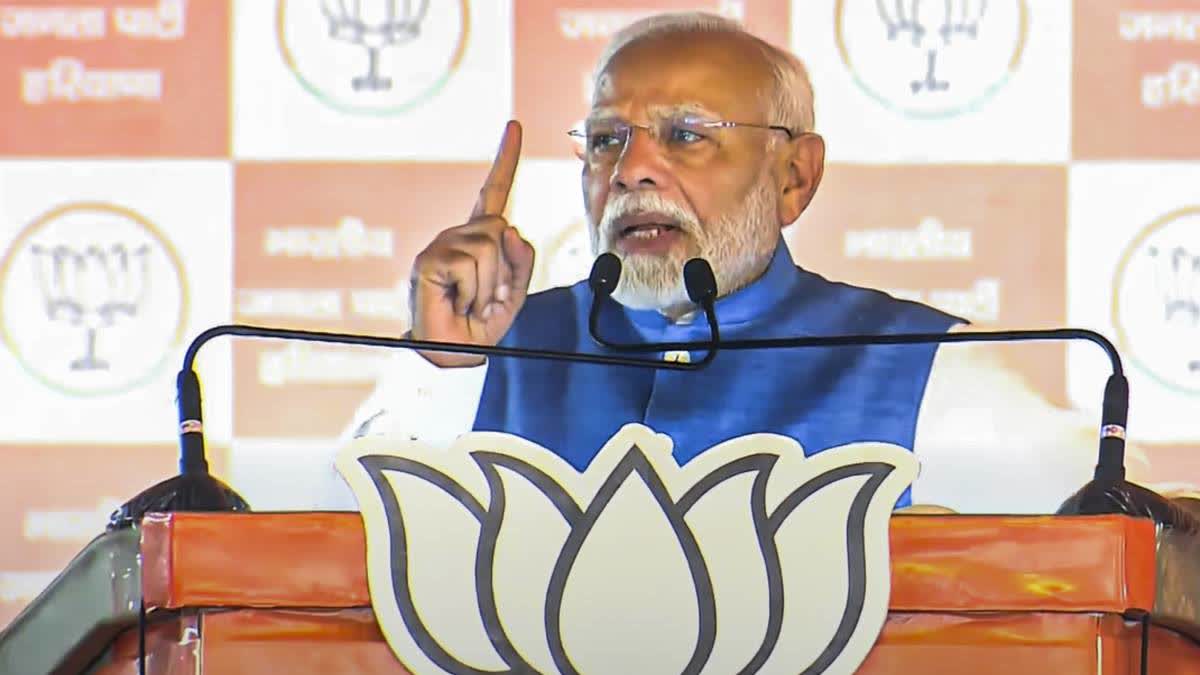 PM Narendra Modi addressing a rally in Sonipat, Haryana