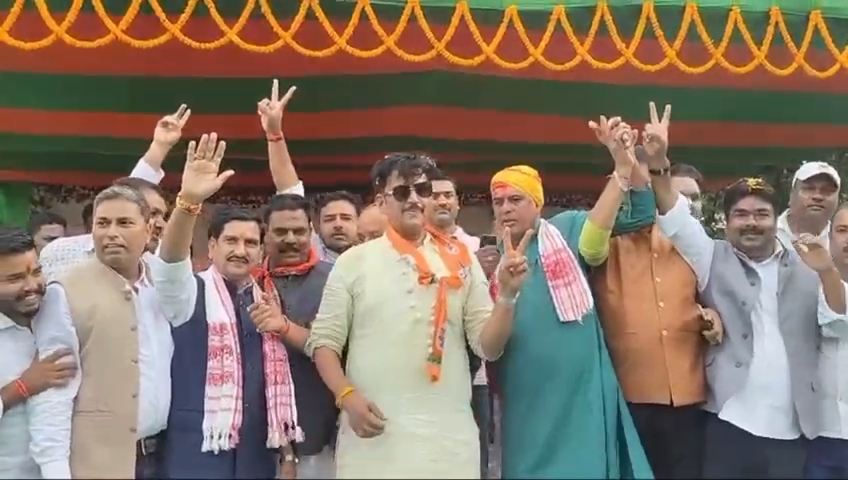 BJP MP Ravi Kishan participated in Parivartan Yatra in Latehar