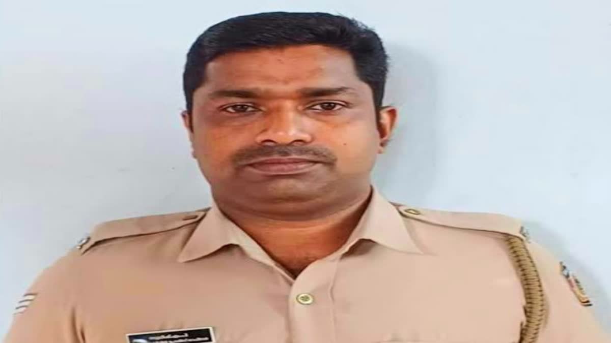 CPO Suicide  Police Officer Sudheesh Suicide  Police Officers Suicide  ജോലി സമ്മര്‍ദമുണ്ടായിരുന്നു  പൊലീസ് ഓഫിസറുടെ ആത്മഹത്യ  Police Officer  കുറ്റ്യാടി പൊലീസ്  Police Officer MP Sudheesh