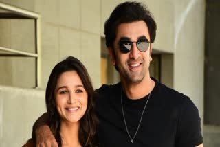 Ranbir Breaks Silence On Lipstick Comment