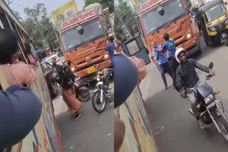 KSRTC Driver Beaten Up At Ollur  arrest in KSRTC Driver Beaten case  KSRTC Driver Beaten Video  കെഎസ്ആർടിസി ഡ്രൈവർക്ക് മർദനം  ഒല്ലൂരിൽ കെഎസ്ആർടിസി ഡ്രൈവർക്ക് മർദനം  ബസ് ഡ്രൈവറെ മർദിക്കുന്ന വീഡിയോ  ഡ്രൈവറെ മർദിച്ചവരെ പിടികൂടി  കെഎസ്ആർടിസി ഡ്രൈവർ  Ollur KSRTC Driver Beaten Case  thrissur news