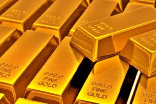 Bengali worker absconded with gold in Visakha