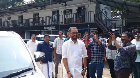 manjeswar k surendran court  Manjeshwaram Election Corruption Case  മഞ്ചേശ്വരം തെരഞ്ഞെടുപ്പ് കോഴക്കേസ്  K Surendran appeared in court  കെ സുരേന്ദ്രൻ കോടതിയിൽ ഹാജരായി  Election Corruption Case  ബിജെപി സംസ്ഥാന പ്രസിഡന്‍റ് കെ സുരേന്ദ്രൻ  കെ സുരേന്ദ്രൻ