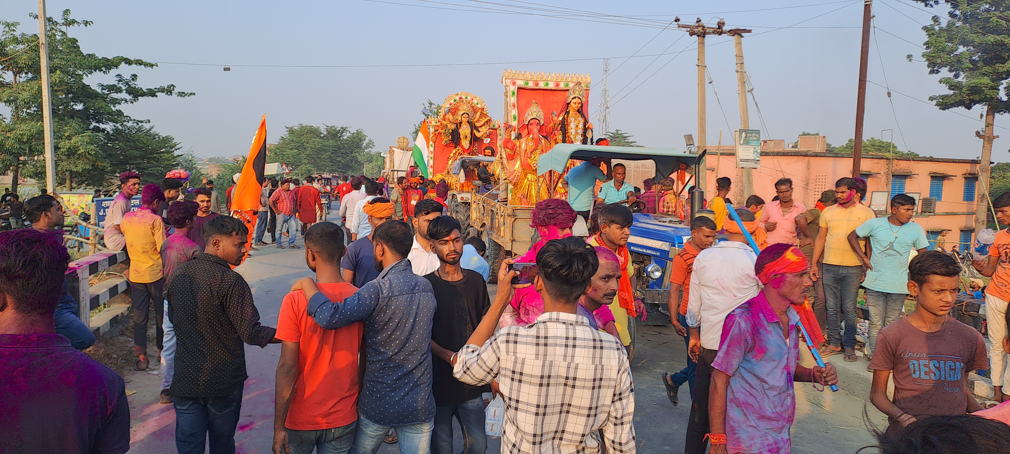 गोपालगंज में मां दुर्गा की प्रतिमाओं का विसर्जन