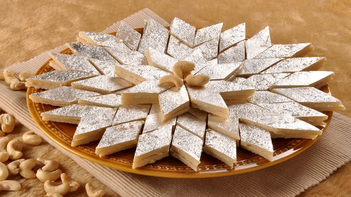 KAJU KATLI RECIPE  DIWALI 2024 SWEETS RECIPE  DELICIOUS KAJU BARFI RECIPE  KAJU BARFI