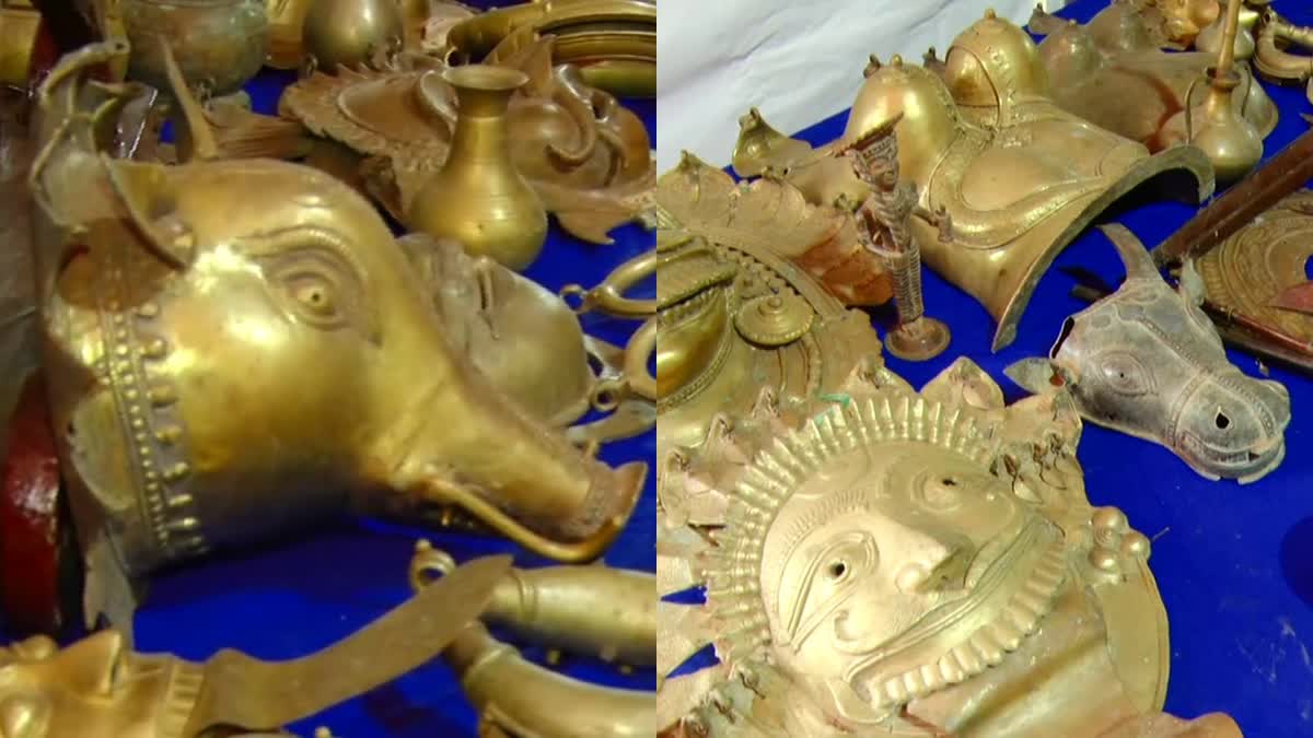 Etv Bharatexhibition-of-antiques-in-bengaluru-kambala