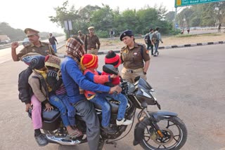 father and five children Ride One Bike