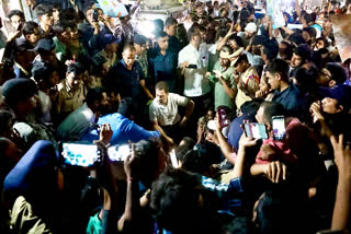 Rahul Gandhi Meets Students at Central Library in Hyderabad