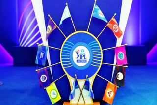 The IPL 2025 mega auction is being held over two days in Jeddah. Know which team has the highest purse remaining and RTM cards available.